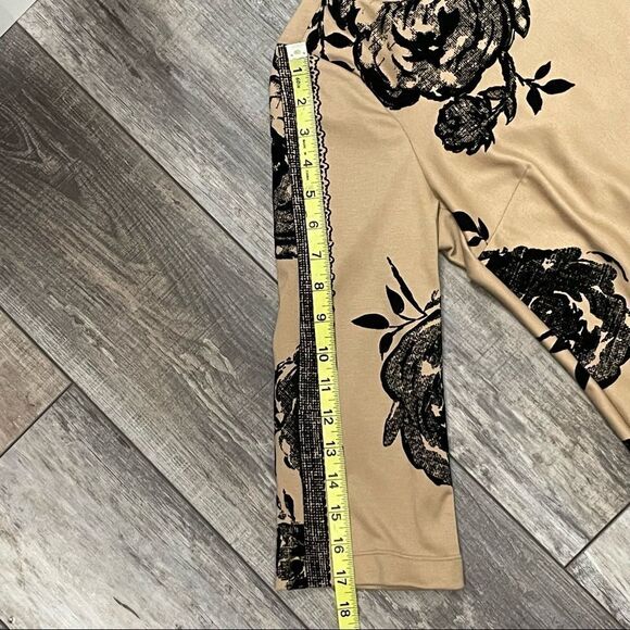 Chadwick’s 3/4 Sleeve Tan and Black Floral Dress With Raised Floral Print Size 4 - Picture 13 of 14